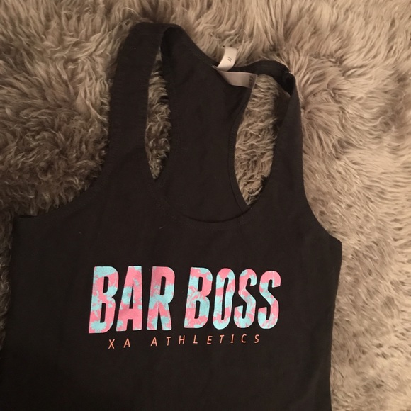 Tank tops - Picture 3 of 4